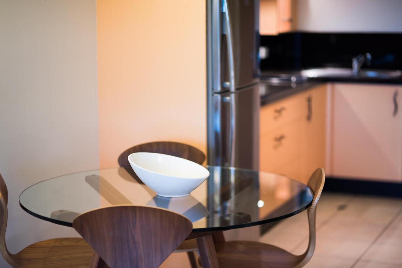 At Waterfront Whitsunday Retreat - Adults Only Aparthotel Airlie Beach Buitenkant foto