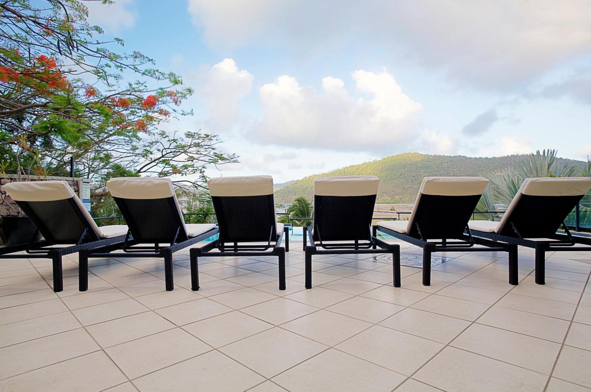 At Waterfront Whitsunday Retreat - Adults Only Aparthotel Airlie Beach Buitenkant foto