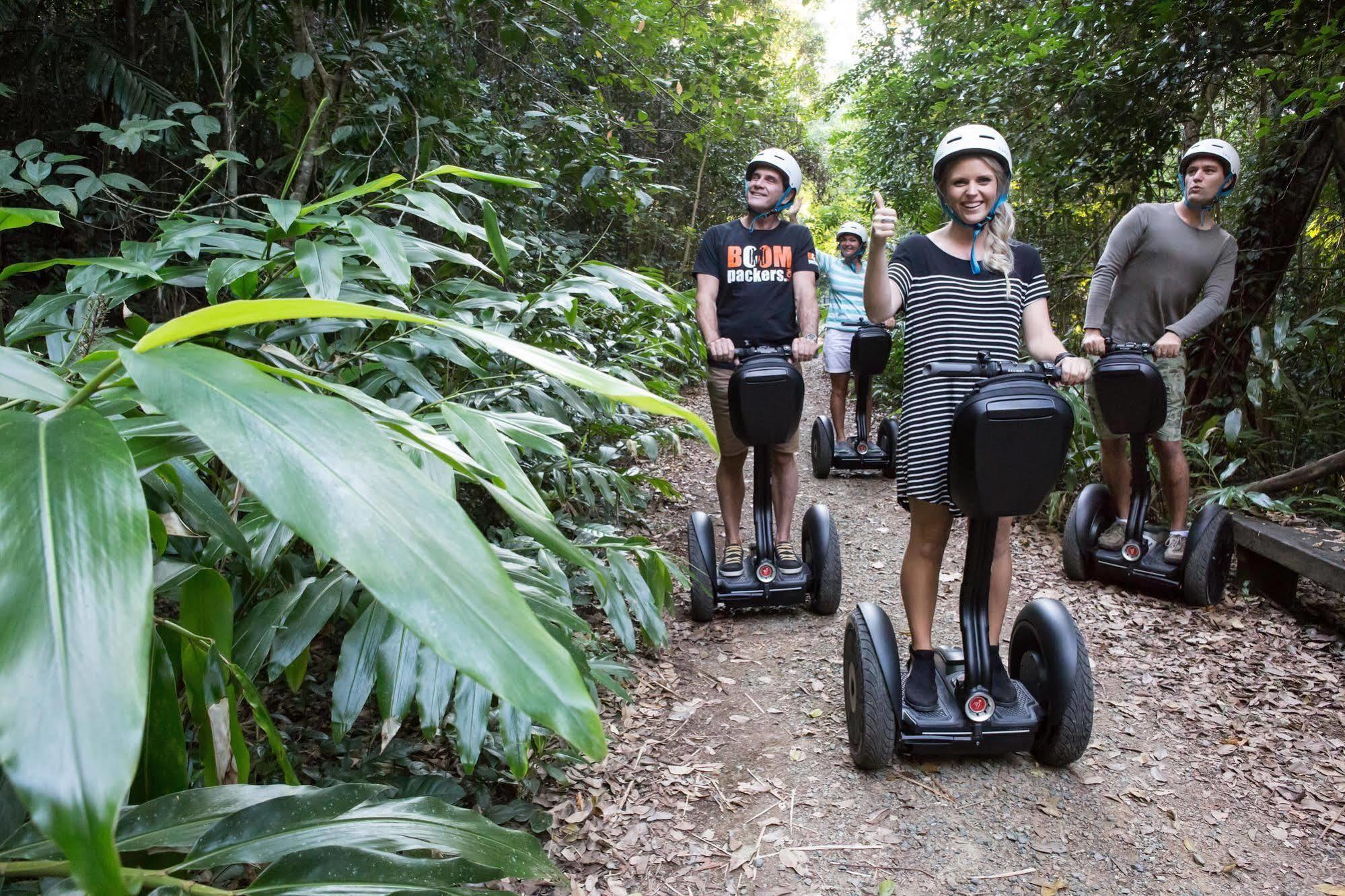 At Waterfront Whitsunday Retreat - Adults Only Aparthotel Airlie Beach Buitenkant foto